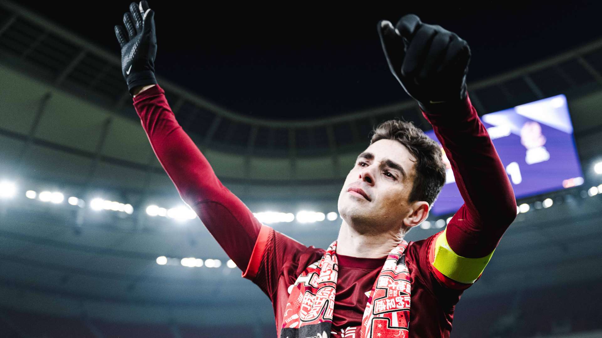 他与队内其 他与队内其