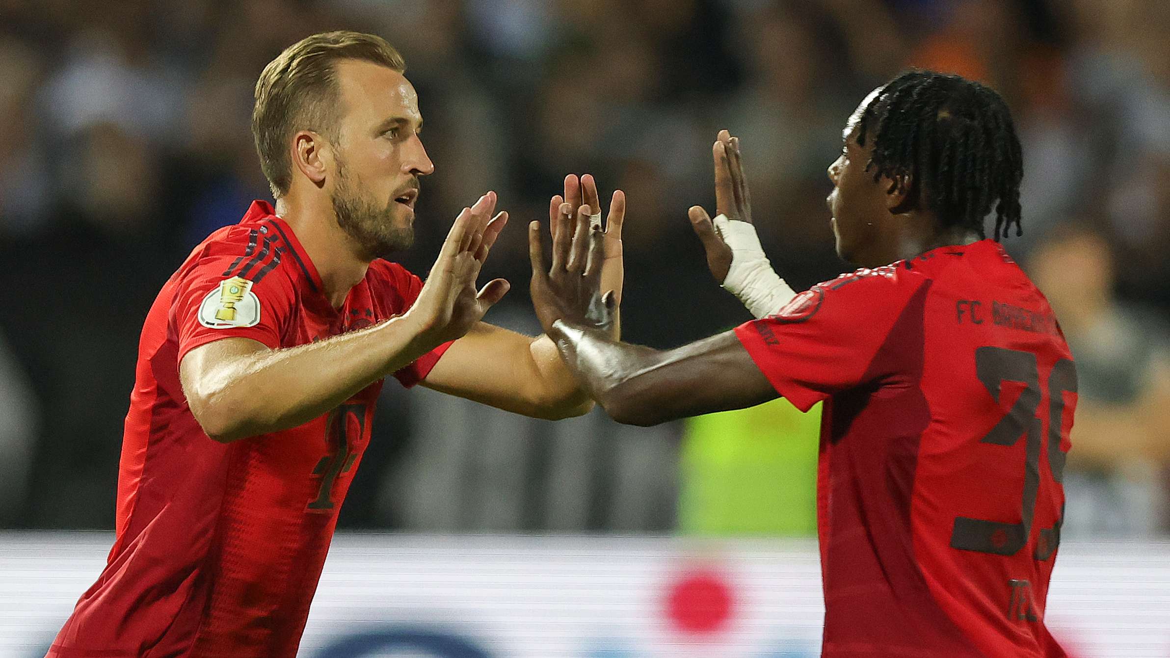 篮球赛场上 篮球赛场上